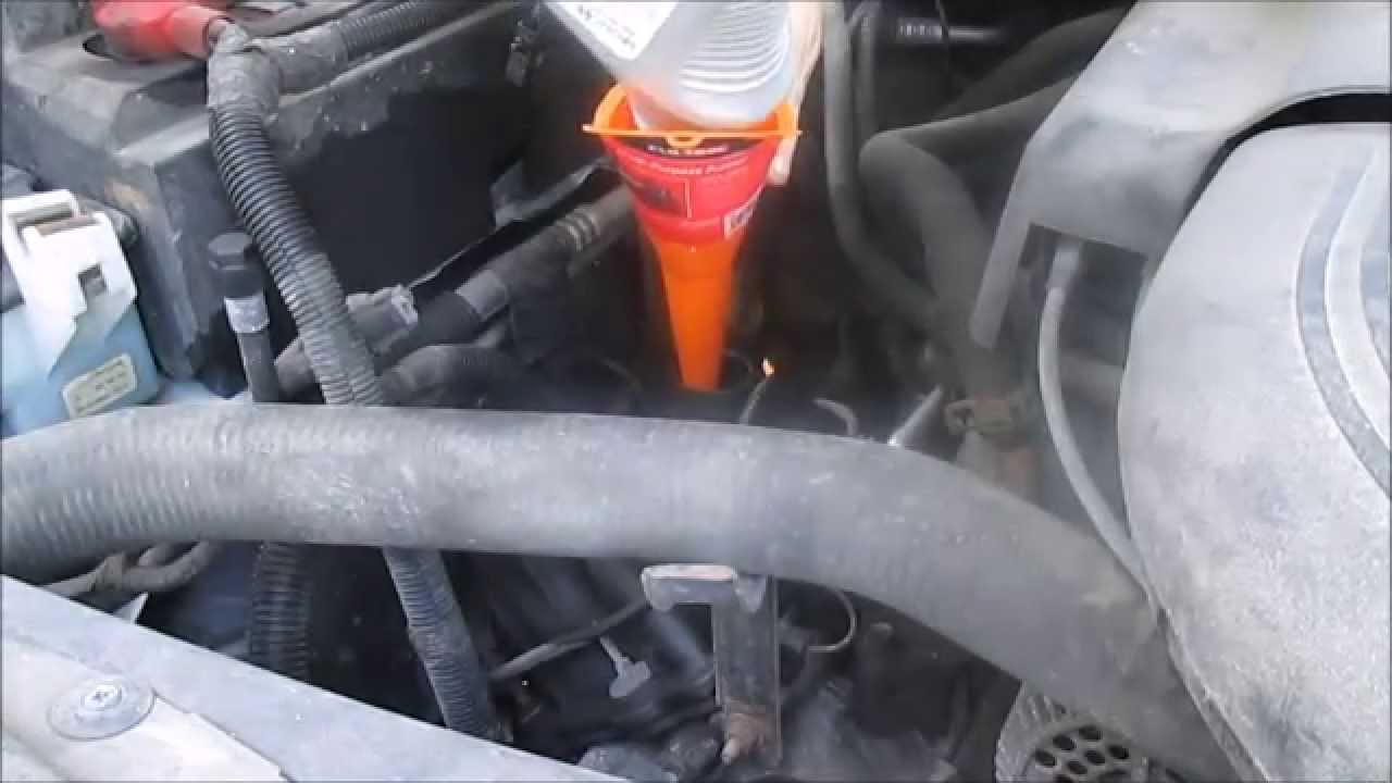 Замена масла в Ford F150 4.6L Triton