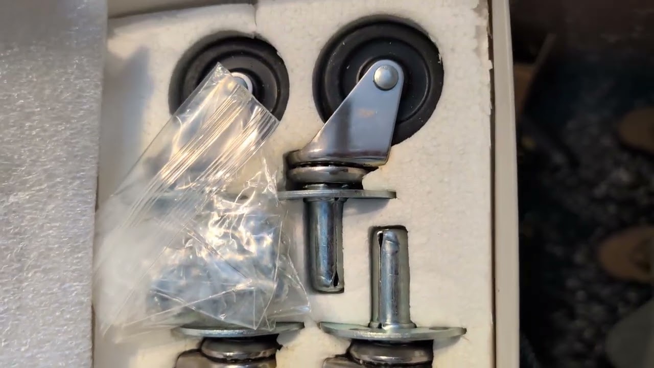 Vintage amp casters from Ernie Ball