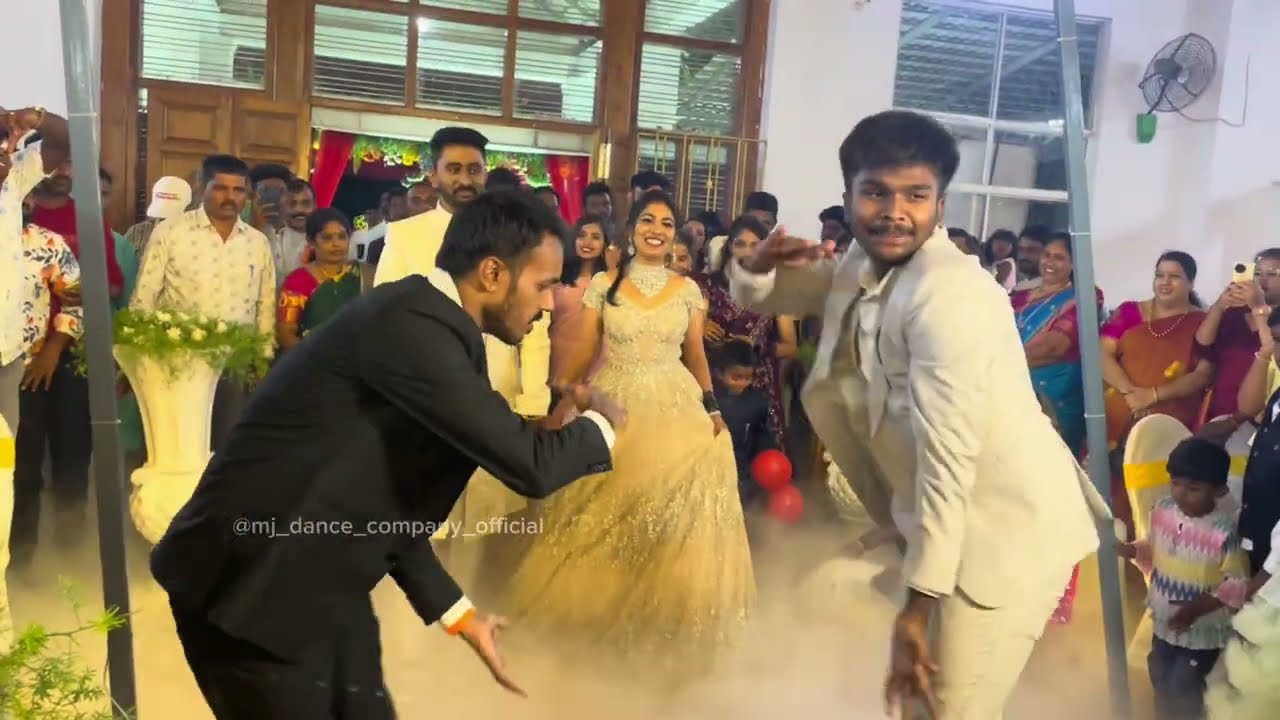 Surprise couple dance with Mjdc | 8105246539 contact | Flashmob Bangalore