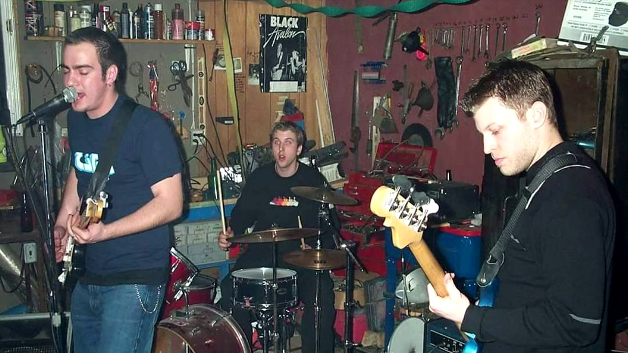 Three Days Grace Unknown Live Performance (2002 or 2003)
