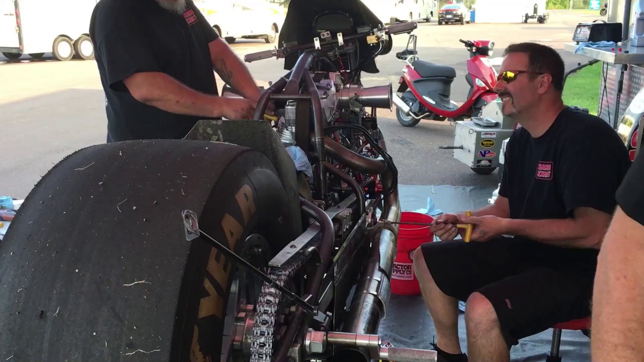 Nitro Harley Melts Pistons