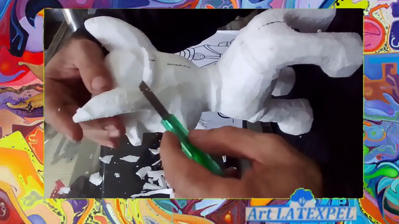 Escultura em isopor (personagem de mesa parte 05)