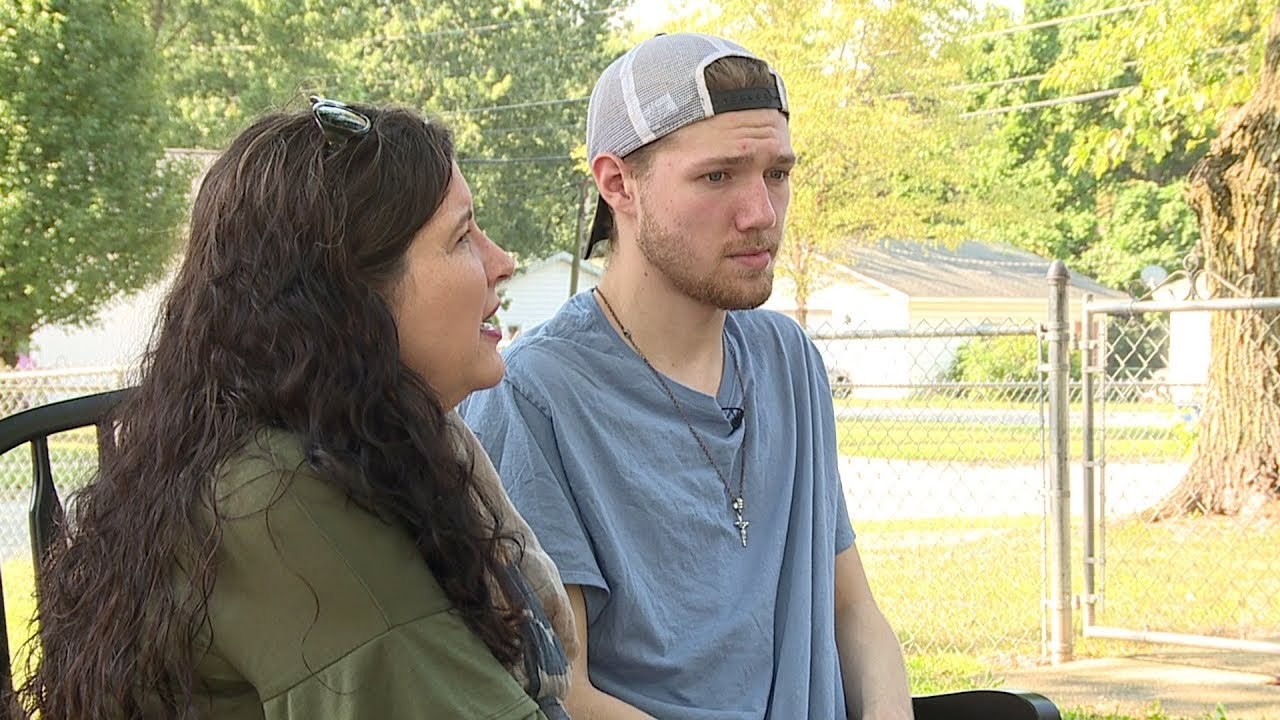 Indiana Teen Suffers Double Lung Collapse After Vaping