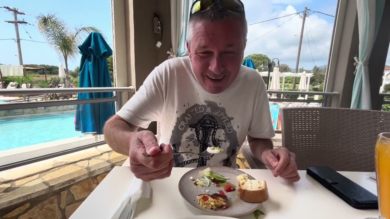 Breakfast at Denny’s Inn Kalamaki Greece 🇬🇷 #food #review #foodie #foodlover #travel #breakfast