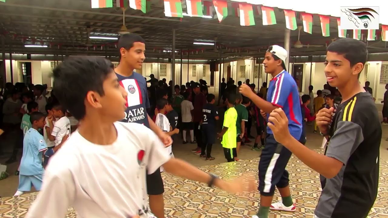 شوية رياضة في مدرسة محمد بن روح الكندي