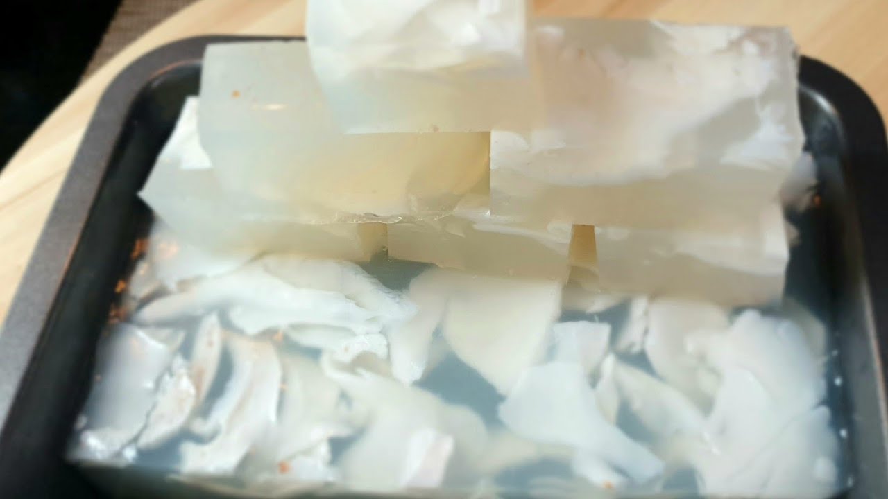 *အုန္းရည္ ေက်ာက္ေက်ာႀကိဳနည္း*Young coconut Jelly
