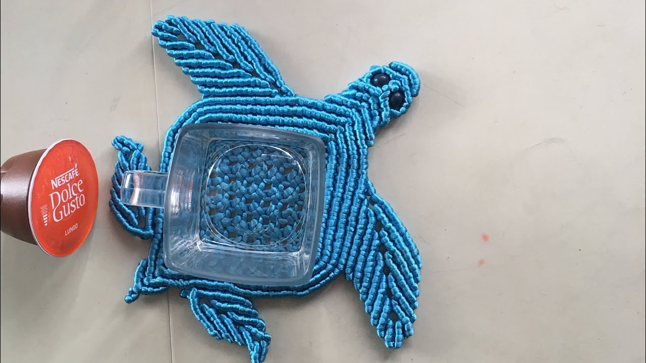 一macrame animal sea turtle