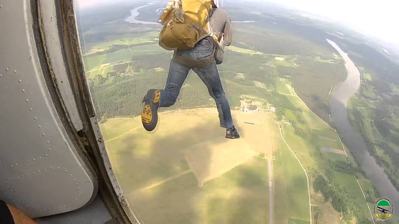 Pirmas šuolis parašiutu, Kauno parašiutininkų klubas, Pociūnai, Lietuva