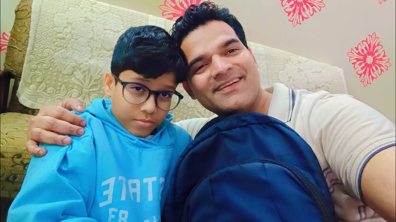 Vlog no. 100 - Apne School🎒📚 days yaad aa gaye😊