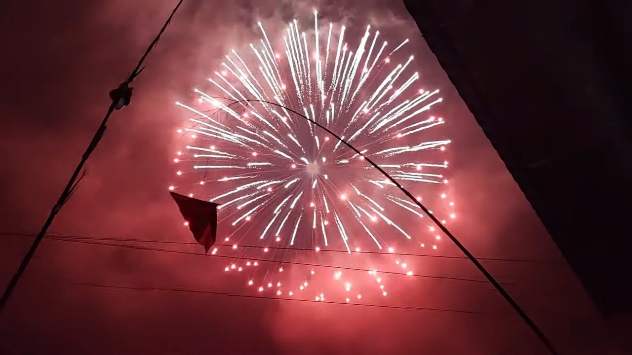 Pháo hoa giao thừa 2024