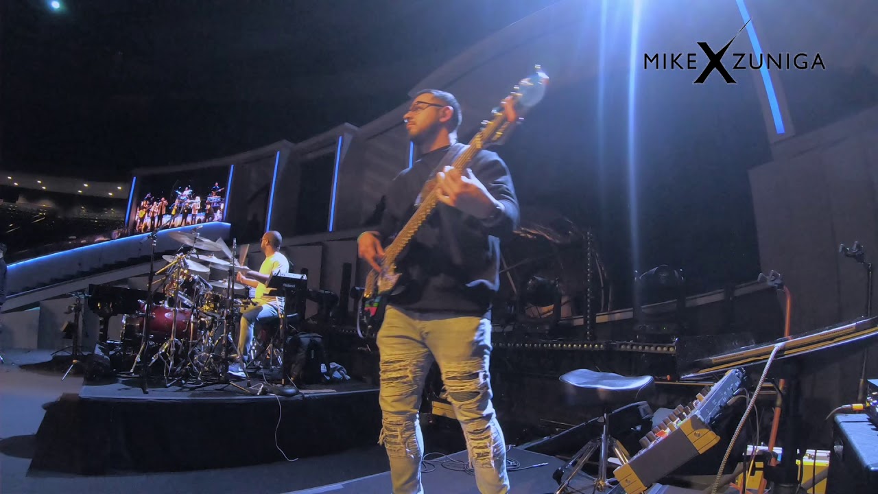 En Vivo desde Lakewood Church | Bass Cam | Mike X Zuniga | Canción - Etched