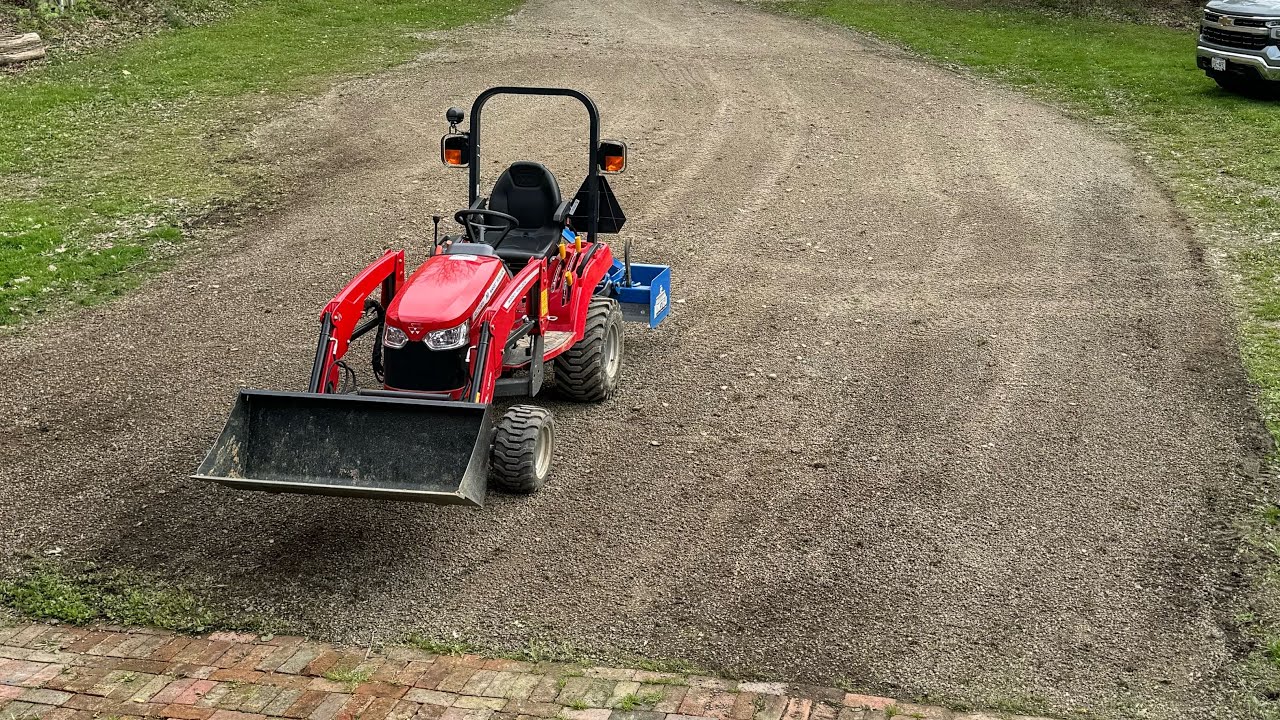 Driveway maintenance Massey Ferguson GC1725M