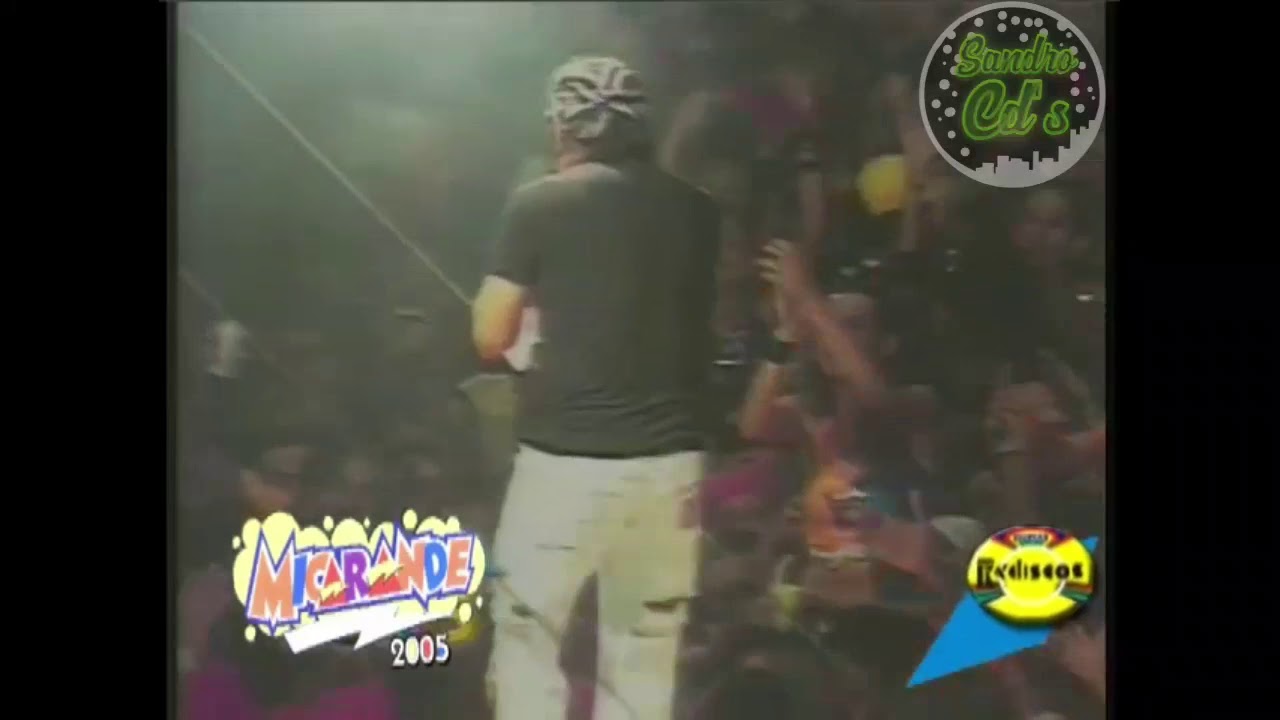 Chiclete com banana ao vivo na MICARANDE 2005