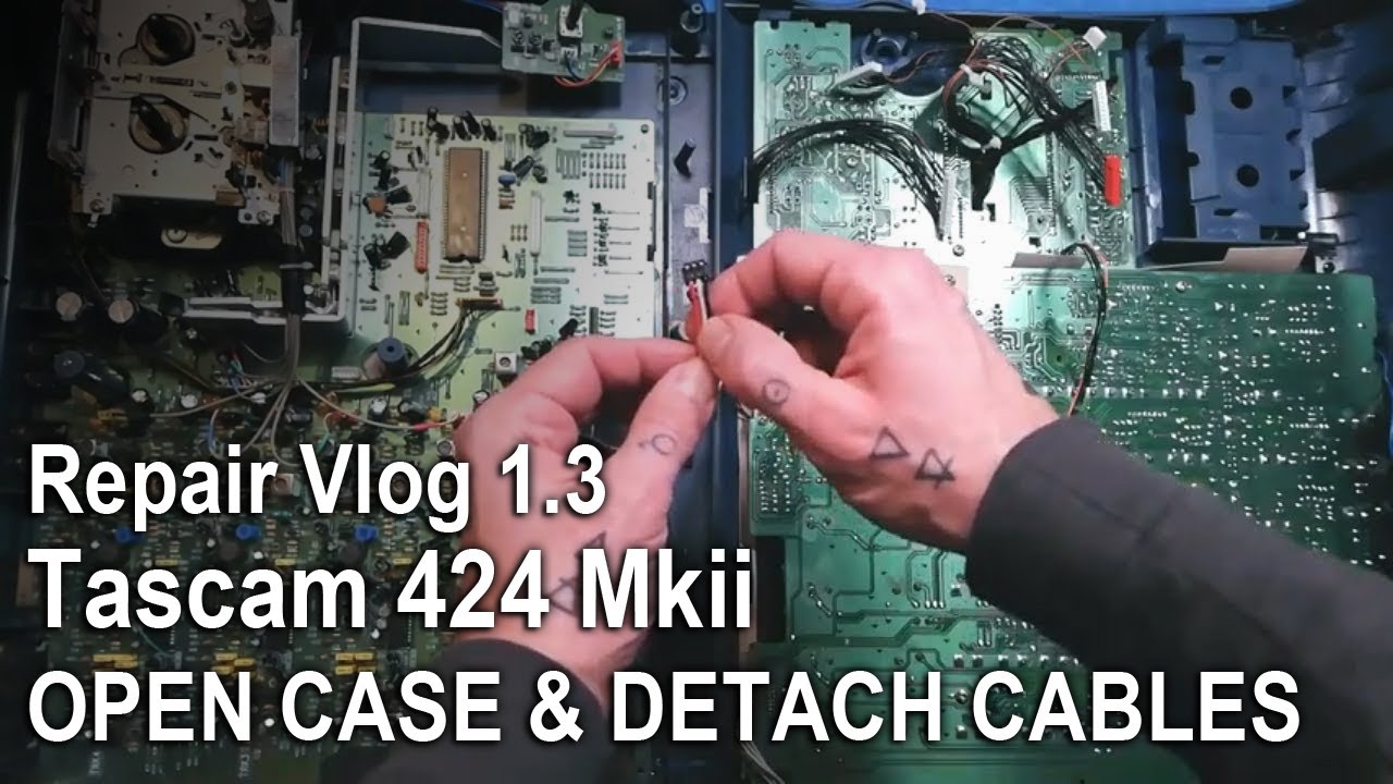 Tascam 424 mkIII  Portastudio | 4 | open the case