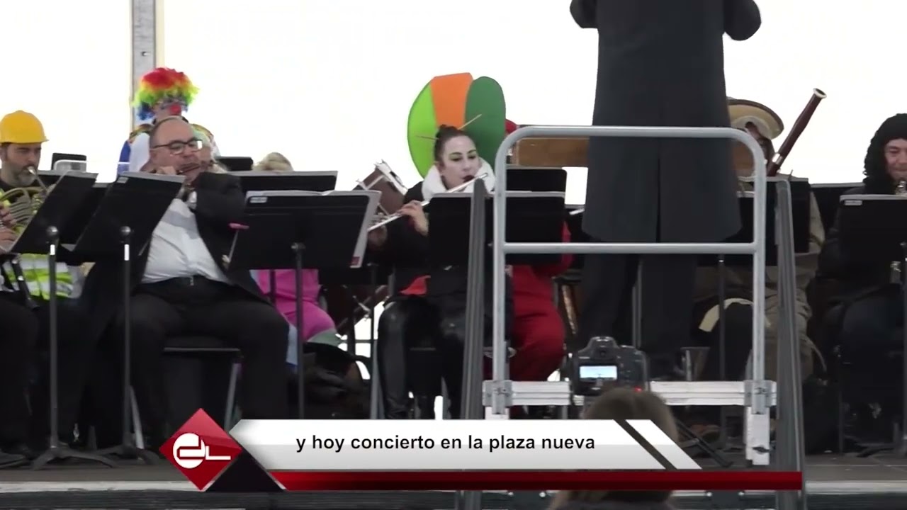 CONCIERTO DE CARNAVAL DE LA BANDA MUNICIPAL DE BILBAO EN LA PLAZA NUEVA
