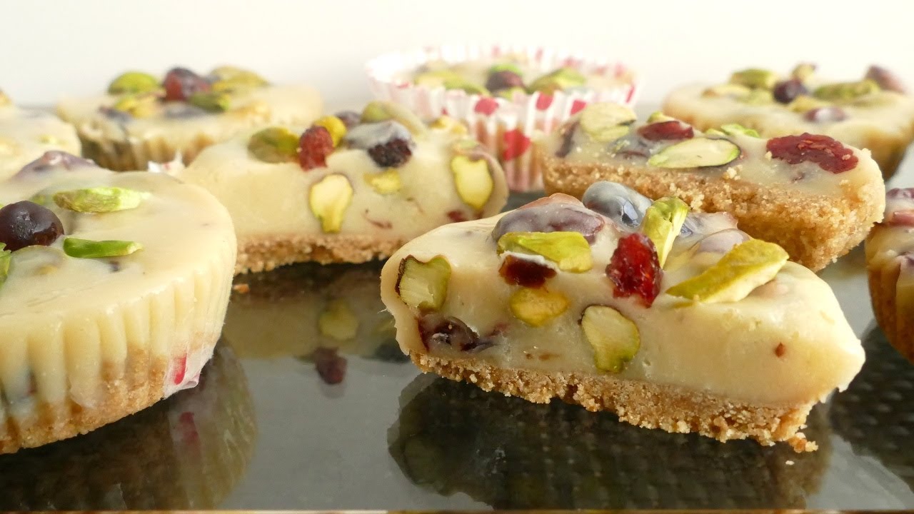 Десерт за 10 минут без выпечки к 8 марта! Вкуснейшее лакомство!