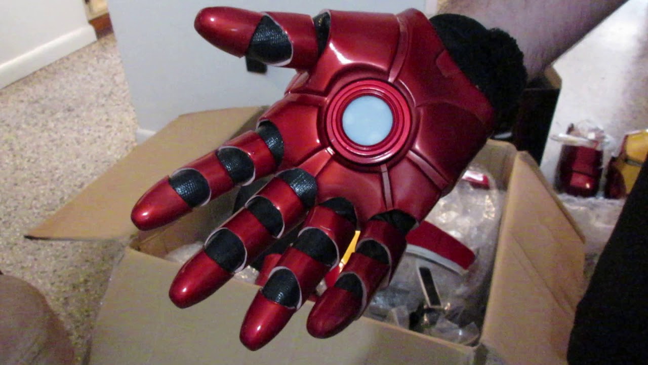 Обзор распаковки костюма брони Iron Man MK43 от Joetoys, часть 2