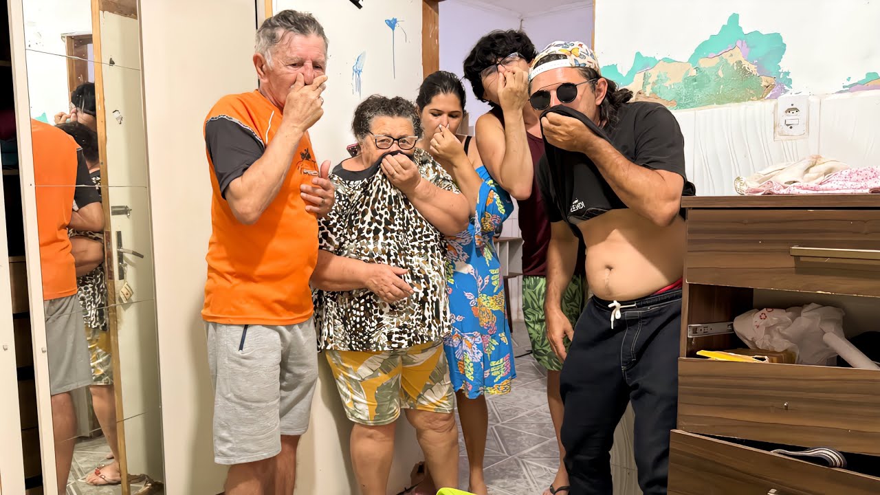 Que Fedor É Esse No Quarto De ZÉ?