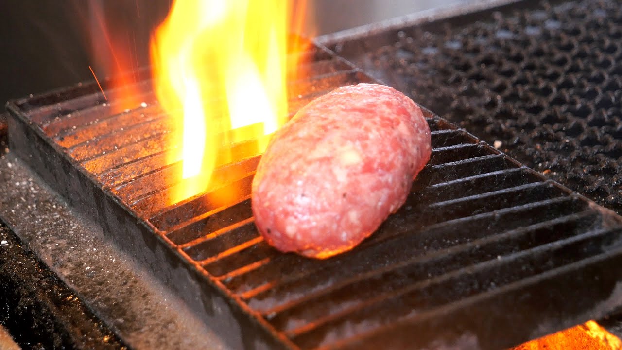 炭火焼きハンバーグ専門店がこだわり抜いた、挽きたて・焼きたて・炊きたて三拍子揃ったハンバーグとご飯を味わい尽くす
