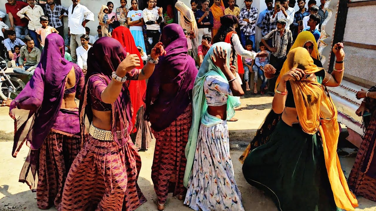 साडू माता को तकदीर देव झोली में खेले | MARWADI WOMAN DANCE | RAJASTHANI GIRL DANCE ON DJ🔥🔥🔥🔥🔥
