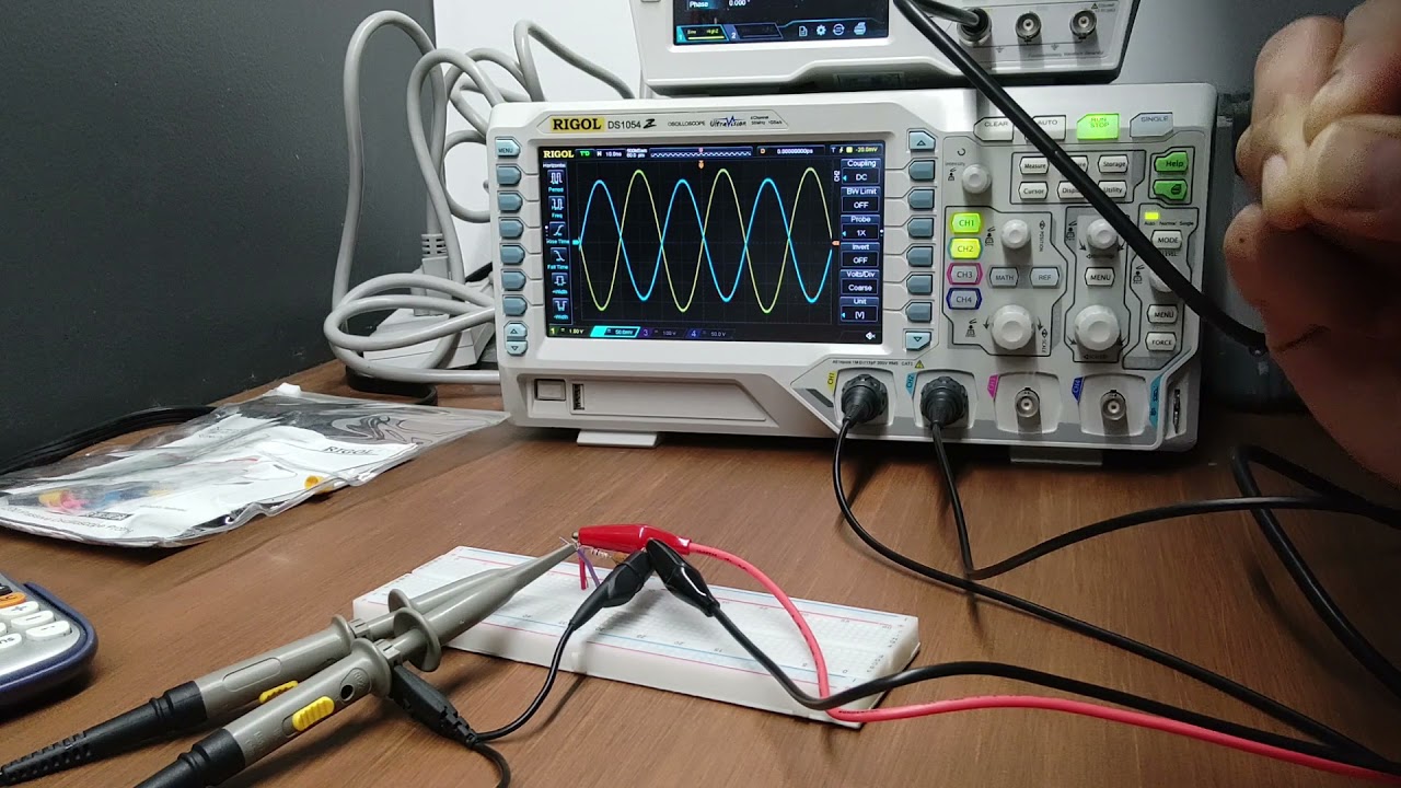 Simple RC Circuit in High Frequency (1 MHz and above)