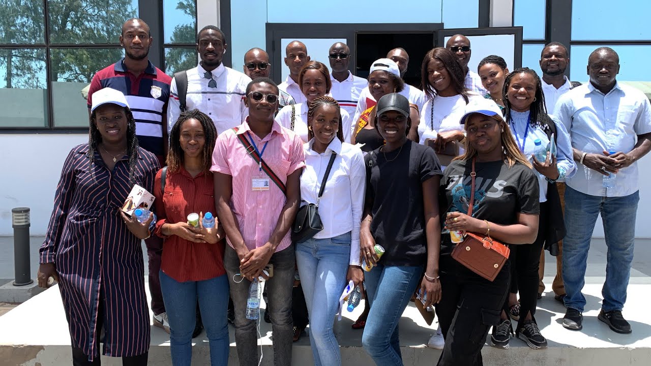 VISITE D'ENTREPRISE LA ROCHETTE DAKAR - MASTER 2 LOGISTIQUE TRANSPORT