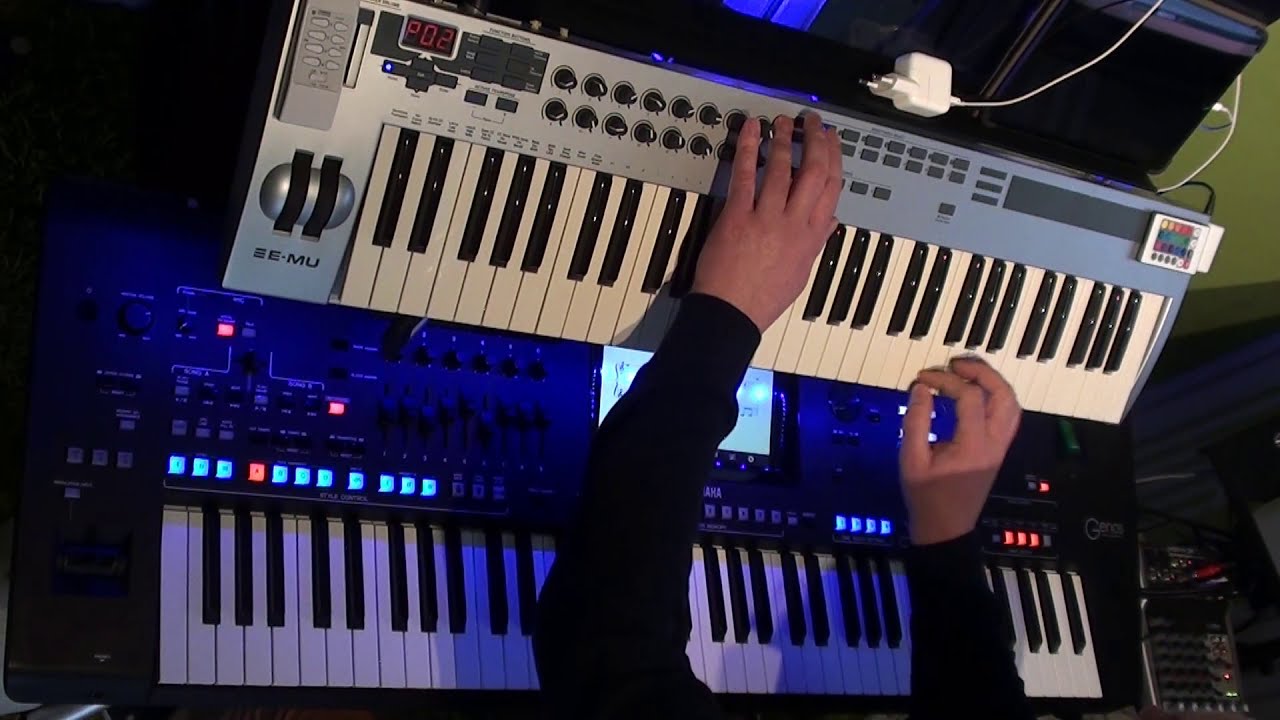 Komodo   i Just died in your arms Cover by Albert on Yamaha Genos