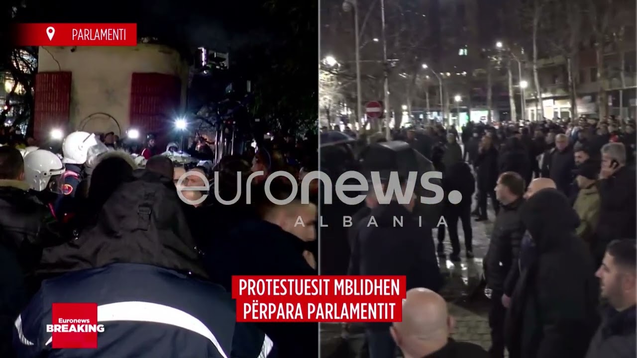 Përplasje mes policisë dhe protestuesve para Parlamentit! Noka i prin protestuesve