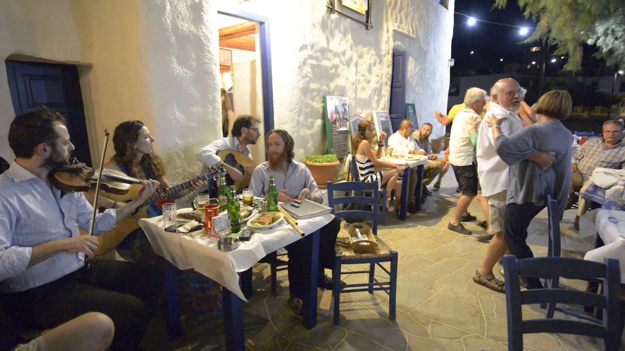 Γλέντι με το Ξέφραγο αμπέλι