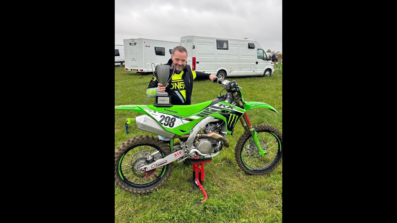 Dursley MX Club at Grittenham.   06-10-24  Lap of Honour