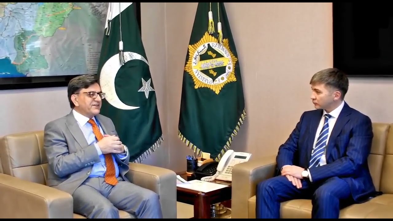 Pakistan, Kazakhstan Agree to Expand Cooperation in Transport Sector