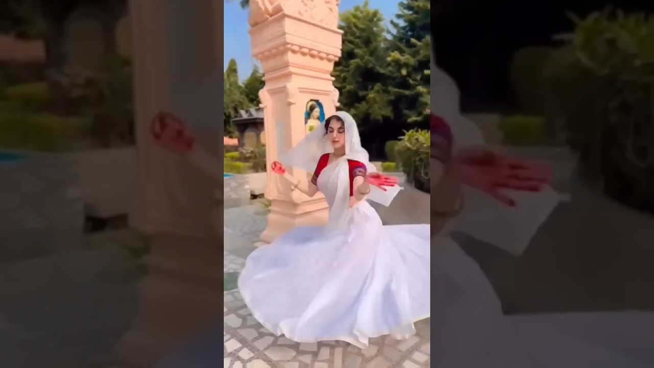 Russian girls Dance in Vrindavan#krishna #vrindavan #russiangirl #radheradhe #status #shorts