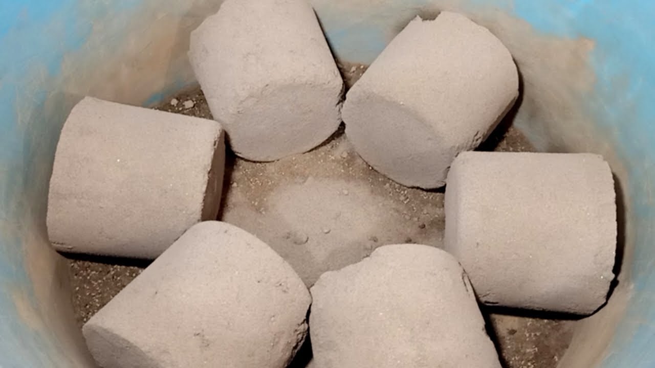 New Video Satisfying Relaxing Dusty Extremely Soft Pure Dirt Asmr Dry Crumbling+Powder Play Asmr😋.