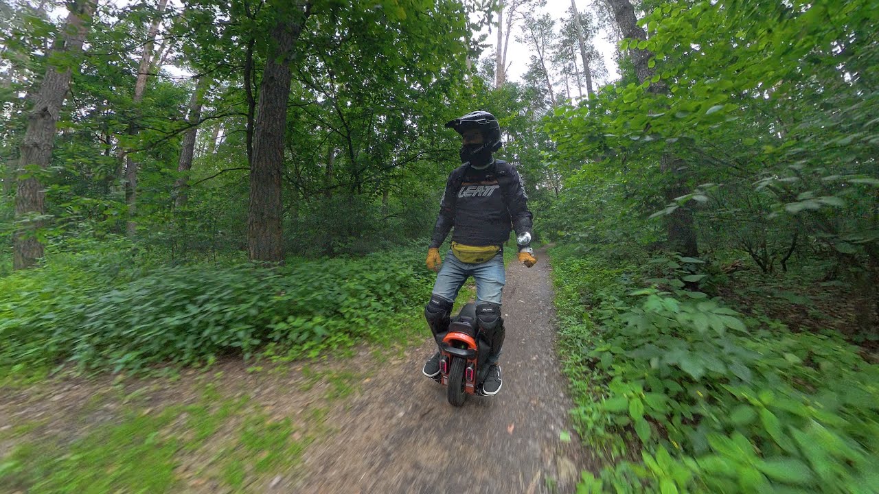// 4K Path Through the Forest on Kingsong S16 Pro #dailyeuc #monowheel 電動獨輪車
