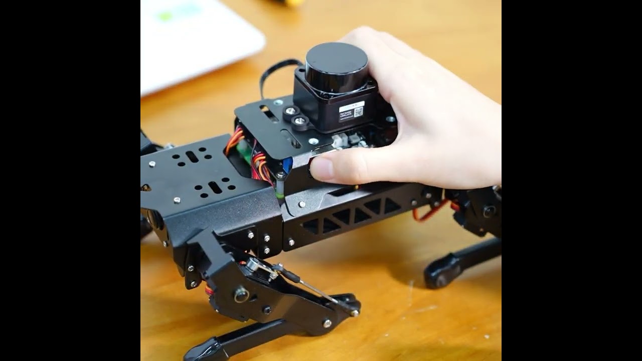 With a Lidar strapped to its back, PuppyPi Pro can avoid any obstacle 👣🤖 
