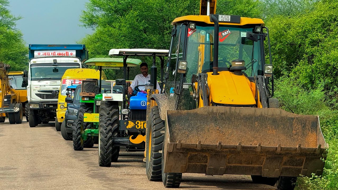 Jcb 3dx loading Mud in TATA Tippers Tractors Swaraj 855Fe New Holland 3630 Tractor Thar newjcb Truck