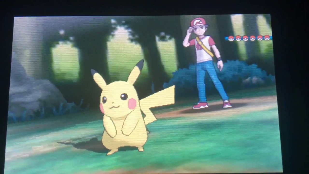 Pokémon Sun vs Pokémon PKMN Trainer Red