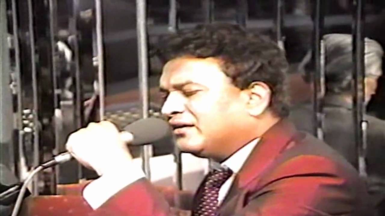 A NAYYAR LIVE - hamain tum se pyar kitna yeh ham nahi jantay
