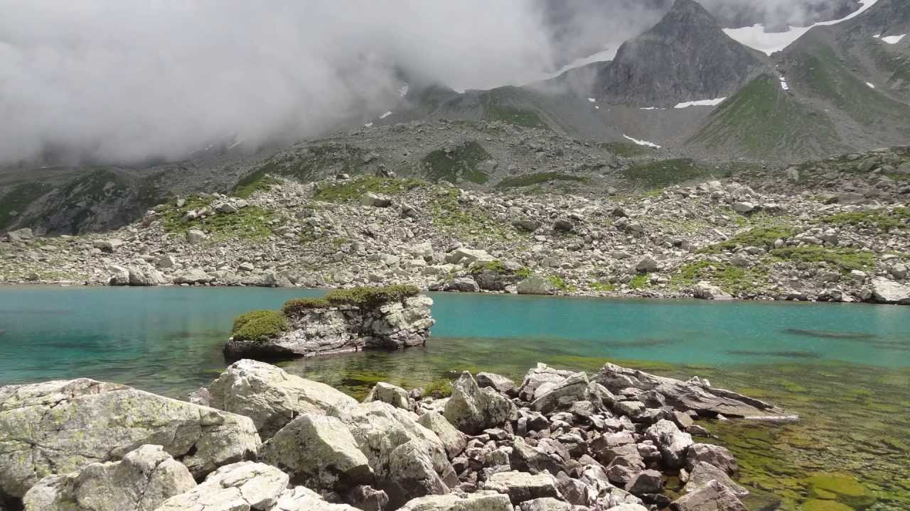 Pêche aux lacs moretans et de colombière par la vallée du merlet