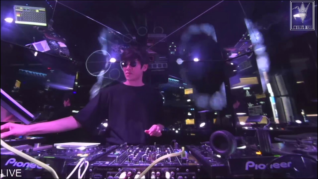 MASANORI MORITA（STUDIO APARTMENT）with VJ DOT TV -Hug from Music vol.27-