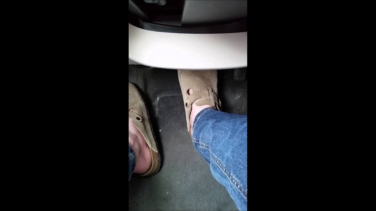 Driving in Boston clogs