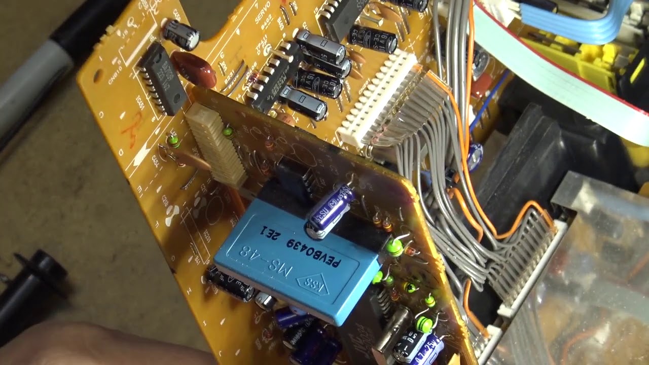 JVC VHS VCR with a very strange video problem indeed