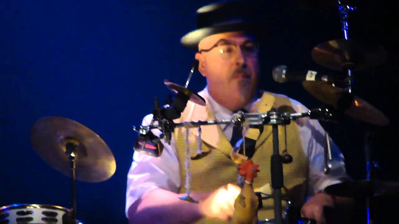 The Tiger Lillies - Pimps,pushers & thieves (live)