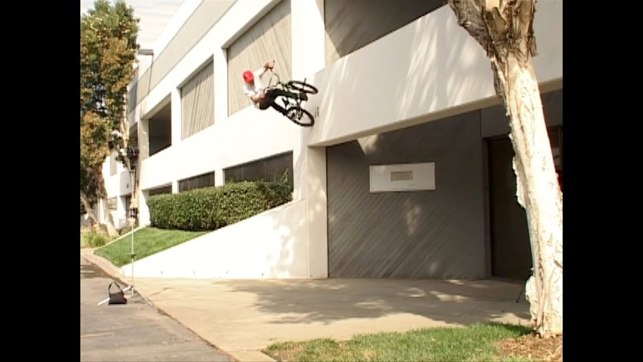 BMX: RIDE BMX - INSIGHT - INTRO/DAKOTA ROCHE