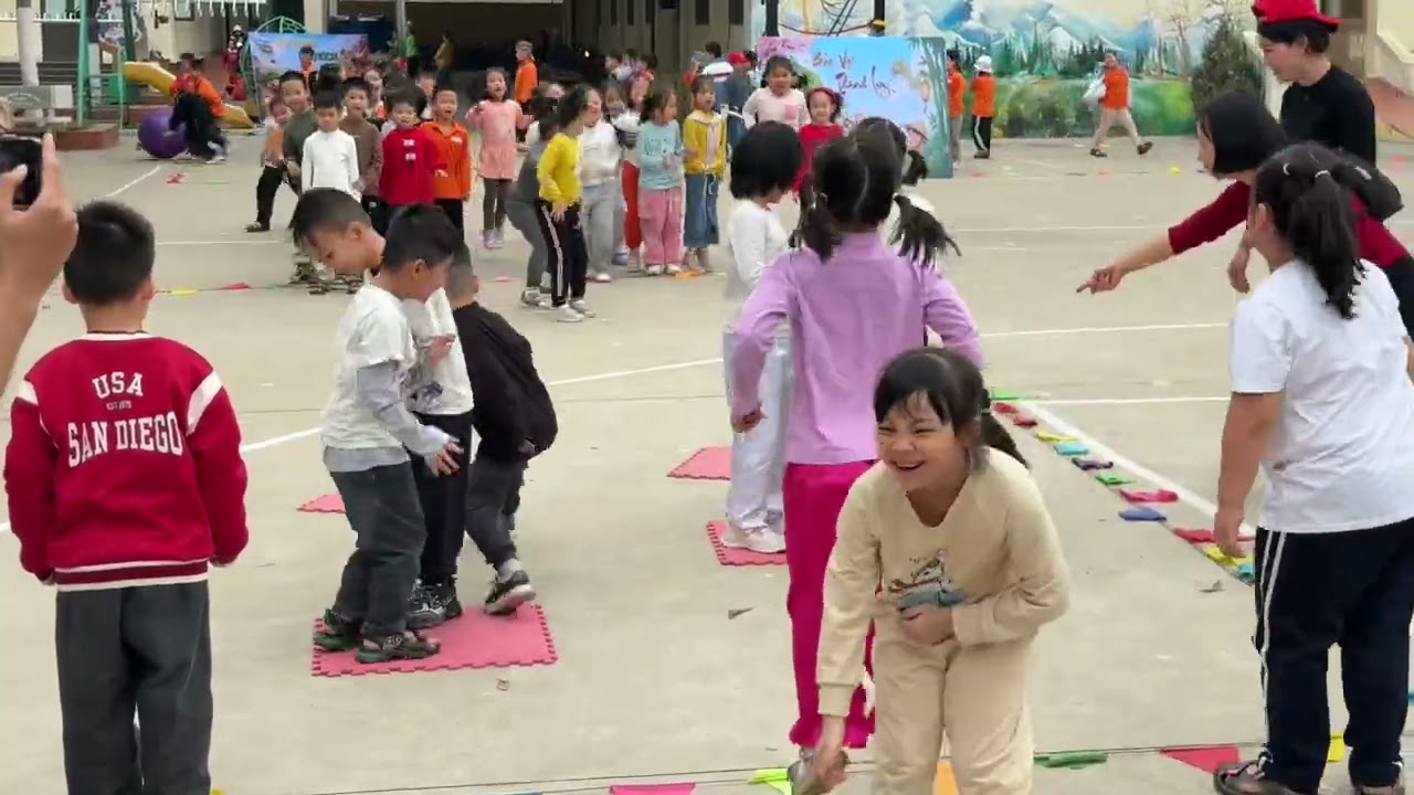 ngày 4 tháng 2, 2026