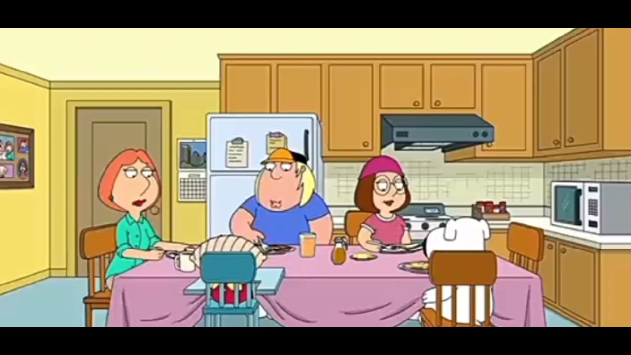 Padre De Familia Clips 2/8 Peter Cambia Sin Querer Los Calzones De Quagmire