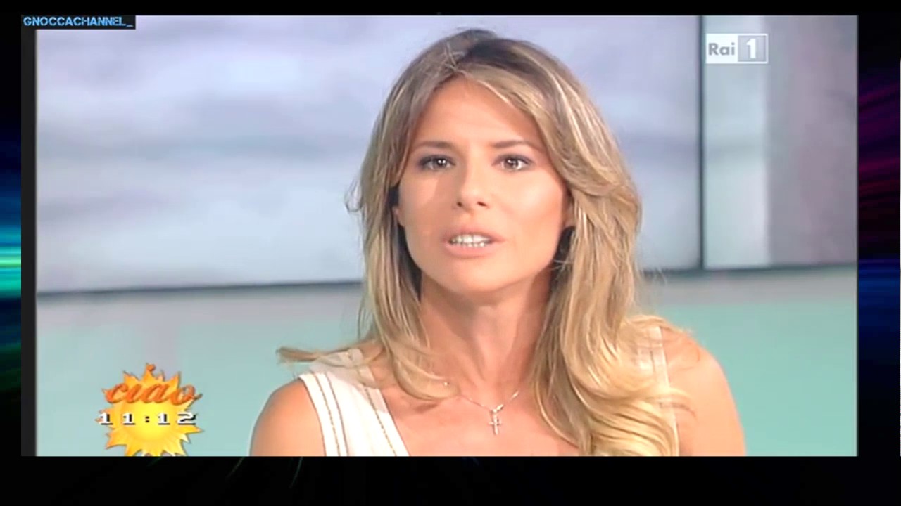 Ingrid Muccitelli   Super Scoscio a Uno Mattina Ciao Come Stai   30 08 13