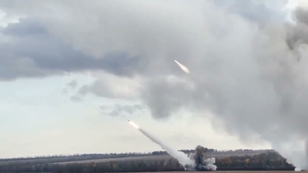 Ukraine Launches of three ATACMS missiles from a Ukrainian Himars targeting rf forces