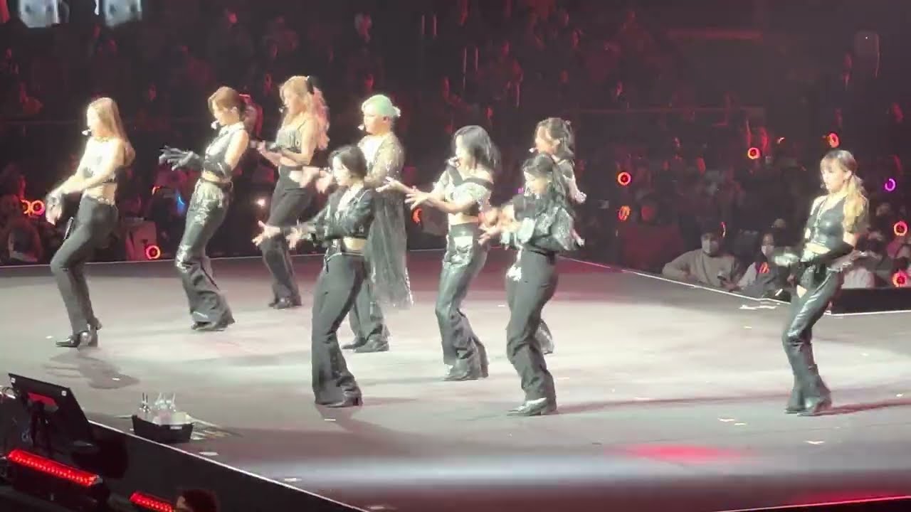 4k 220226 TWICE (트와이스) partial “Espresso” “Icon” “Cry for Me” New York (NY1) 4th World Tour ‘III’