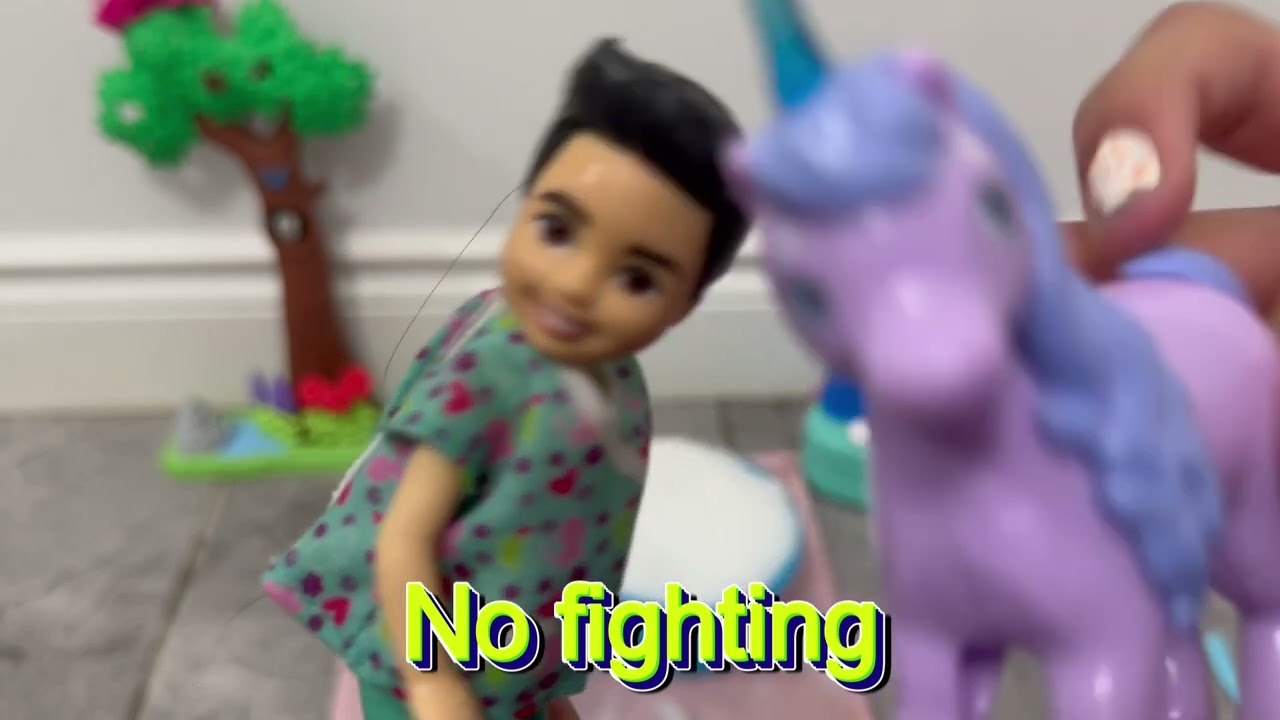 Barbie Dolls are Playing with Slime on Valentine Day